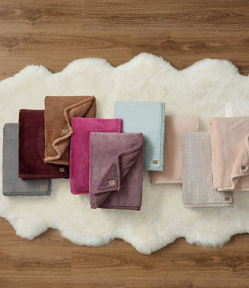 UGG Cynthia Faux Fur Throw Blanket