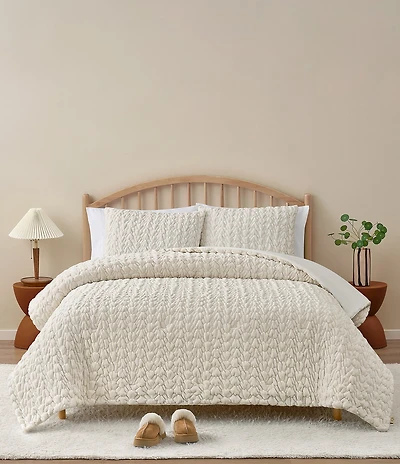 UGG Dafni Ruched Plush Comforter Mini Set