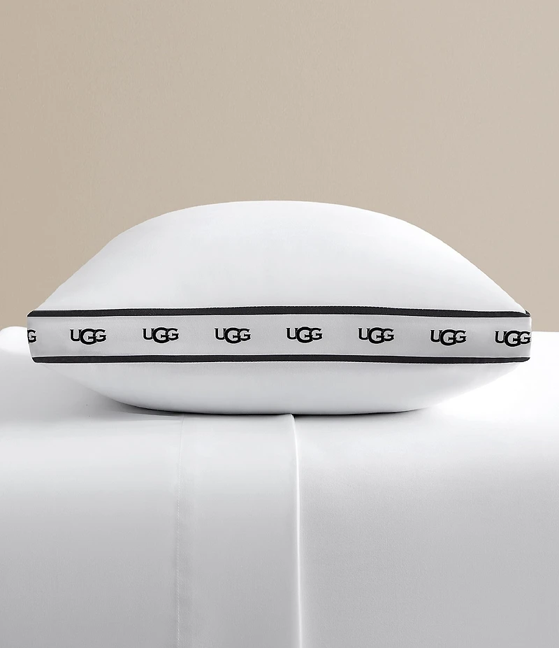 UGG Devon Basic Pillow