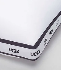UGG Devon Basic Pillow