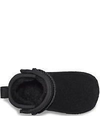 UGG Kids' Baby Classic Ultra Mini Boot Crib Shoes (Infant)