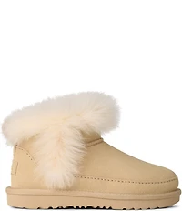 UGG Girls' Classic Ultra Mini Chalet Boots (Youth)