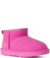 UGG Kids' Classic Ultra Mini Family Matching Boots (Youth)