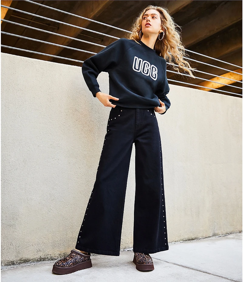 UGG Logo Long Sleeve Crew Neck Sweatshirt