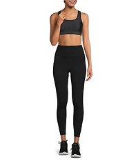 Under Armour Solid Double Layer HeatGear Scoop Neck Cross Back Sports Bra