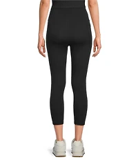 Under Armour Motion High Rise Capri Leggings