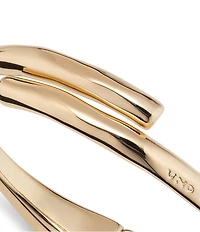 UNOde50 Fearless Collection Meeting Point 18k Gold Bangle Bracelet