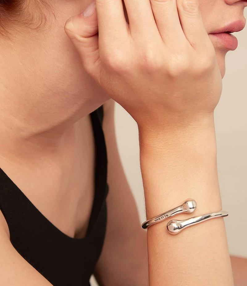 UNOde50 Youthful Collection Comeback Sterling Silver Bypass Bangle Bracelet