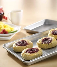 USA Pan Heavy Duty Quarter Sheet Pan