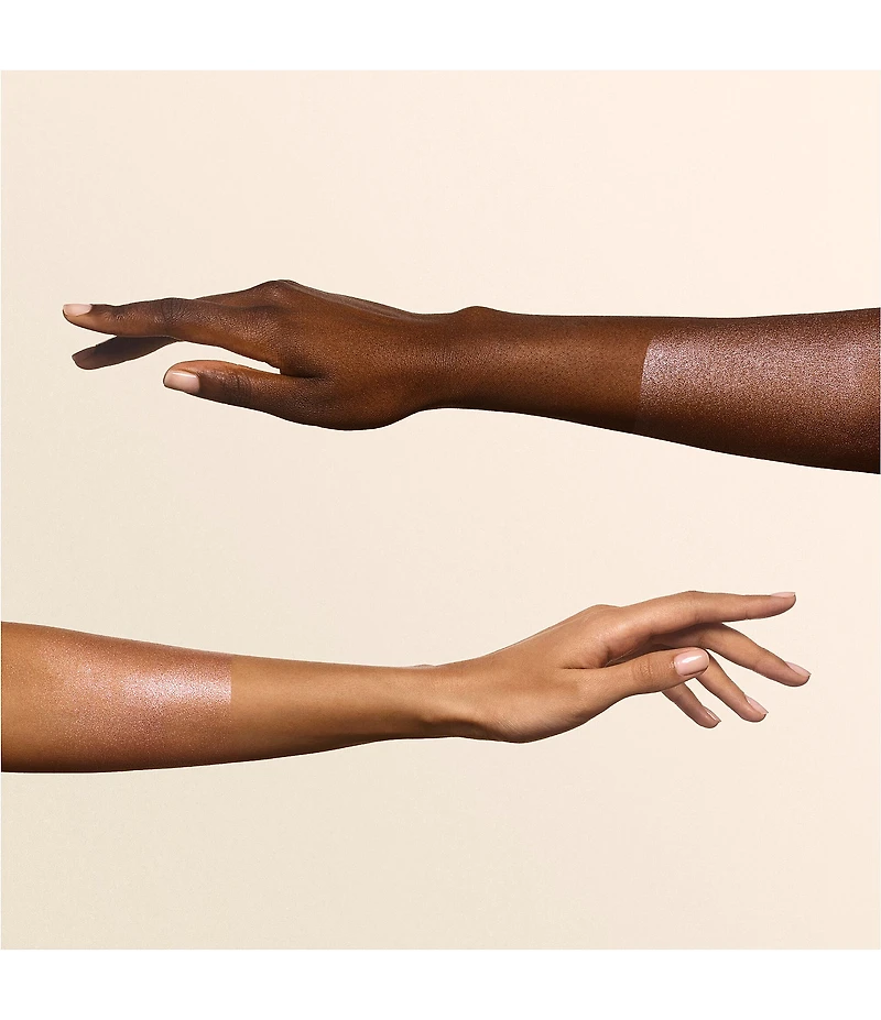 Valentino Born In Roma Perfumed Body Shimmer