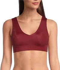 VAN WINKLE & CO. Bonded V-Neck Wire Free Bralette