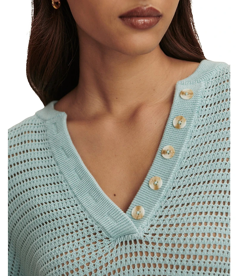 Varley Callie Knit Boxy Split V-Neck Short Sleeve Top