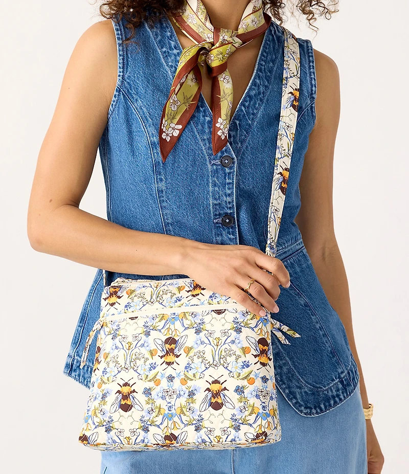 Vera Bradley Bee Garden Original Zip Hipster