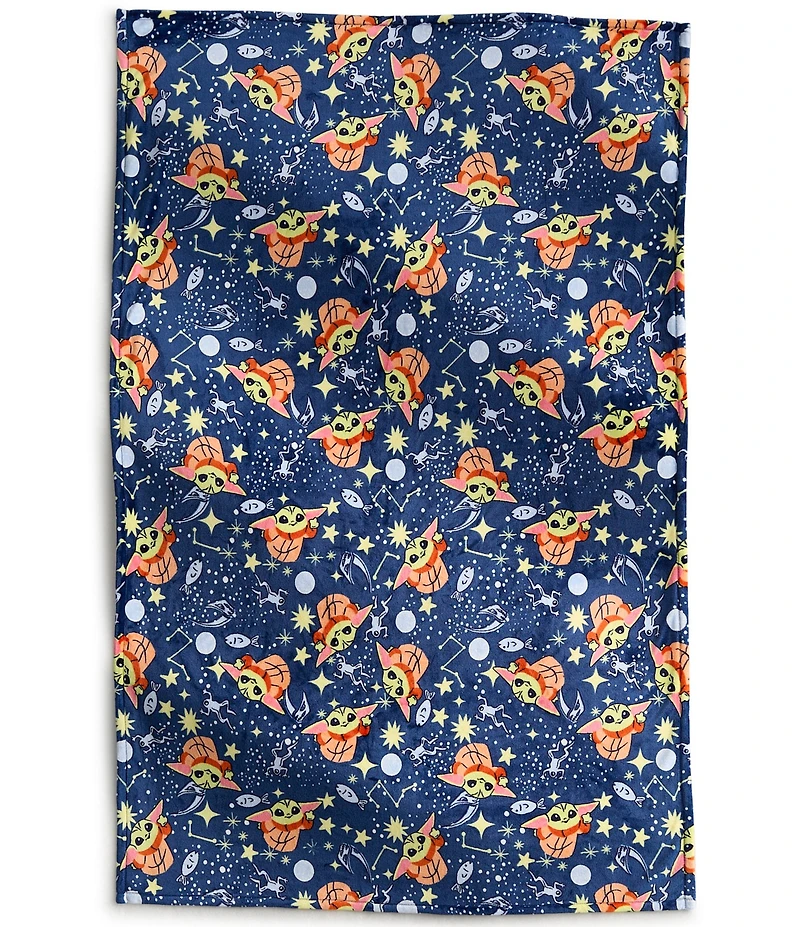 Vera Bradley x Mandalorian Galactic Craving Grogu Plush Throw Blanket