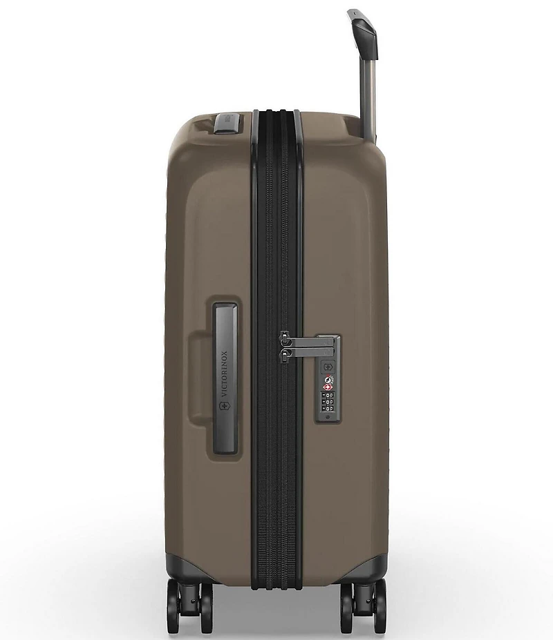 Victorinox Airox Advanced Frequent Flyer Carry On 22#double; Hardside Spinner Suitcase