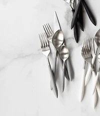 VIETRI Ares Argento & Light Gray Five-Piece Place Setting