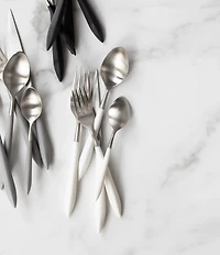 VIETRI Ares Argento & Light Gray Five-Piece Place Setting