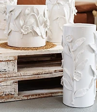 VIETRI Bougainvillea Garden White Tall Cachepot