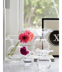 VIETRI Hibiscus Clear Large Fluted Vase