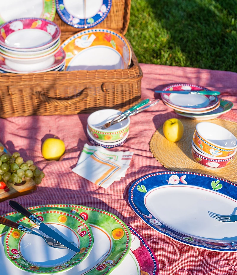 VIETRI Melmine Campagna Chicken Gallina Print Dinner Plate