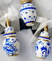 VIETRI Ornaments Figural Ginger Jar with Large Flowers Ornament