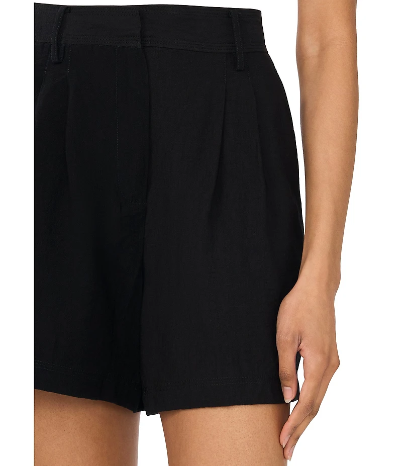 Vince Camuto Mid Rise Pleated Twill Shorts