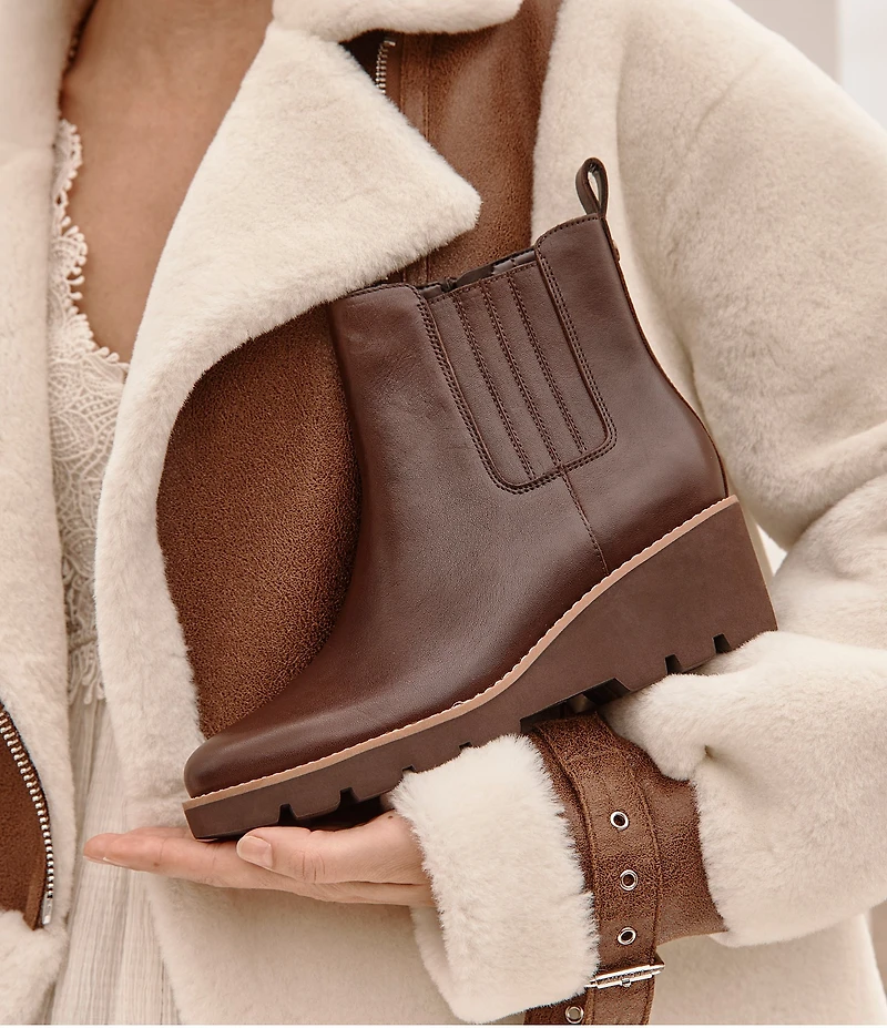 Vionic Aria Leather Lugged Wedge Booties