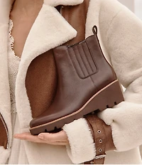 Vionic Aria Leather Lugged Wedge Booties