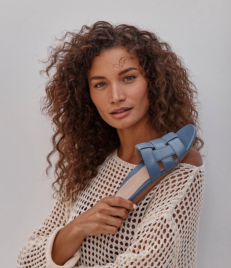 Vionic Glendora Leather Mini Wedge Sandals