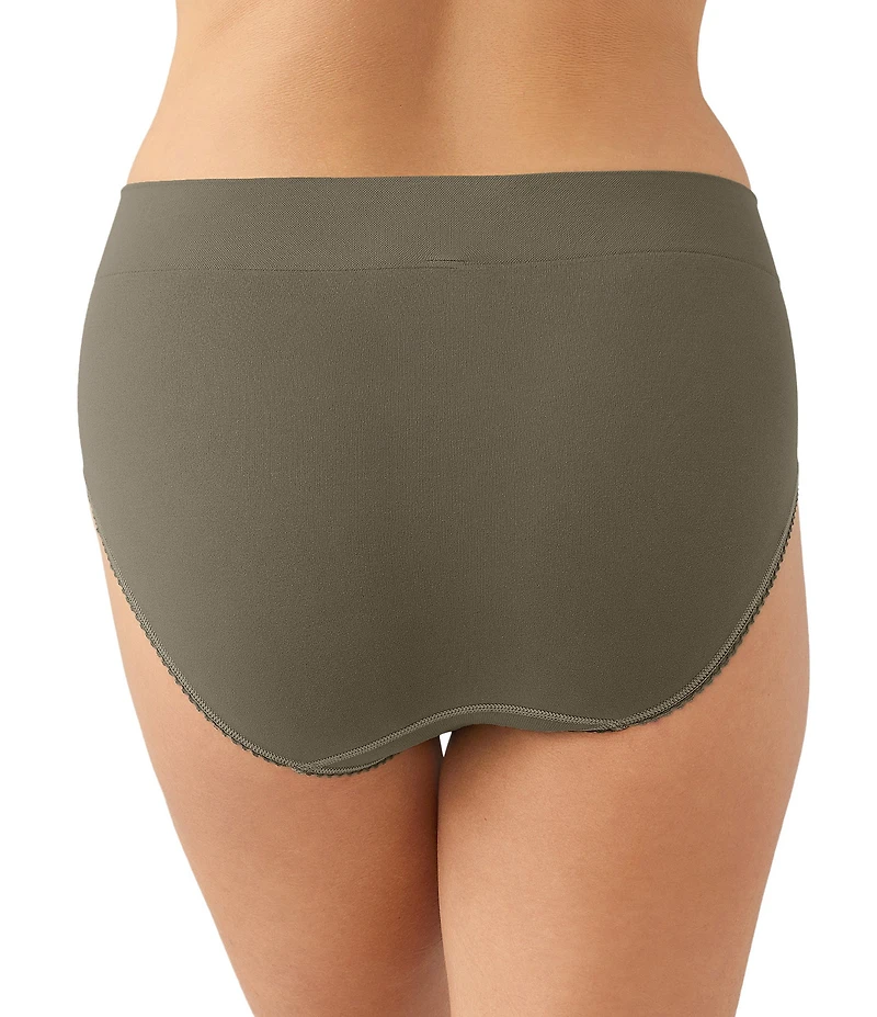 Wacoal Feeling Flexible Brief Panty