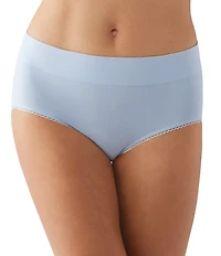 Wacoal Feeling Flexible Brief Panty