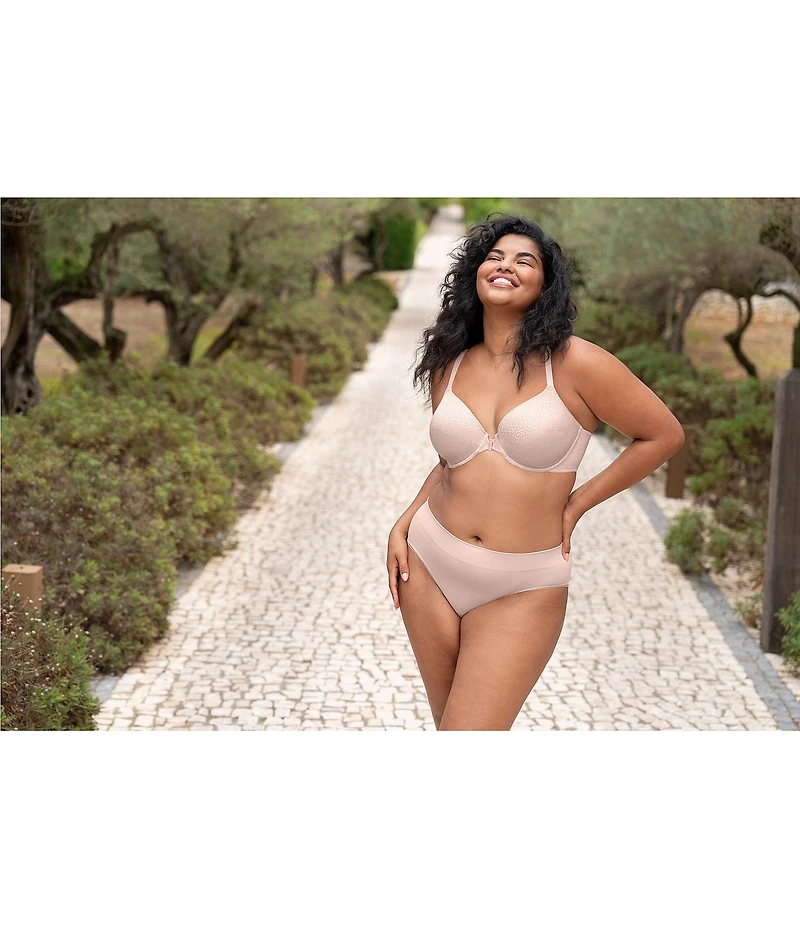 Wacoal Feeling Flexible Hi-Cut Brief Panty