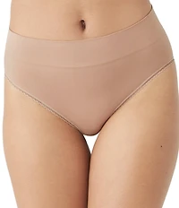 Wacoal Feeling Flexible Hi-Cut Brief Panty