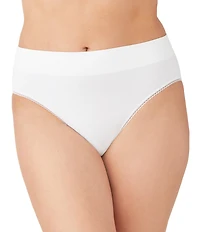 Wacoal Feeling Flexible Hi-Cut Brief Panty