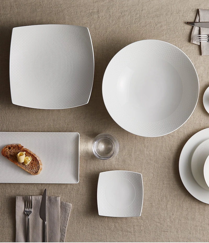 Wedgwood Gio Collection Sculptural Bowl