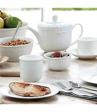 Wedgwood Nantucket Basket Sculpted Bone China Mug