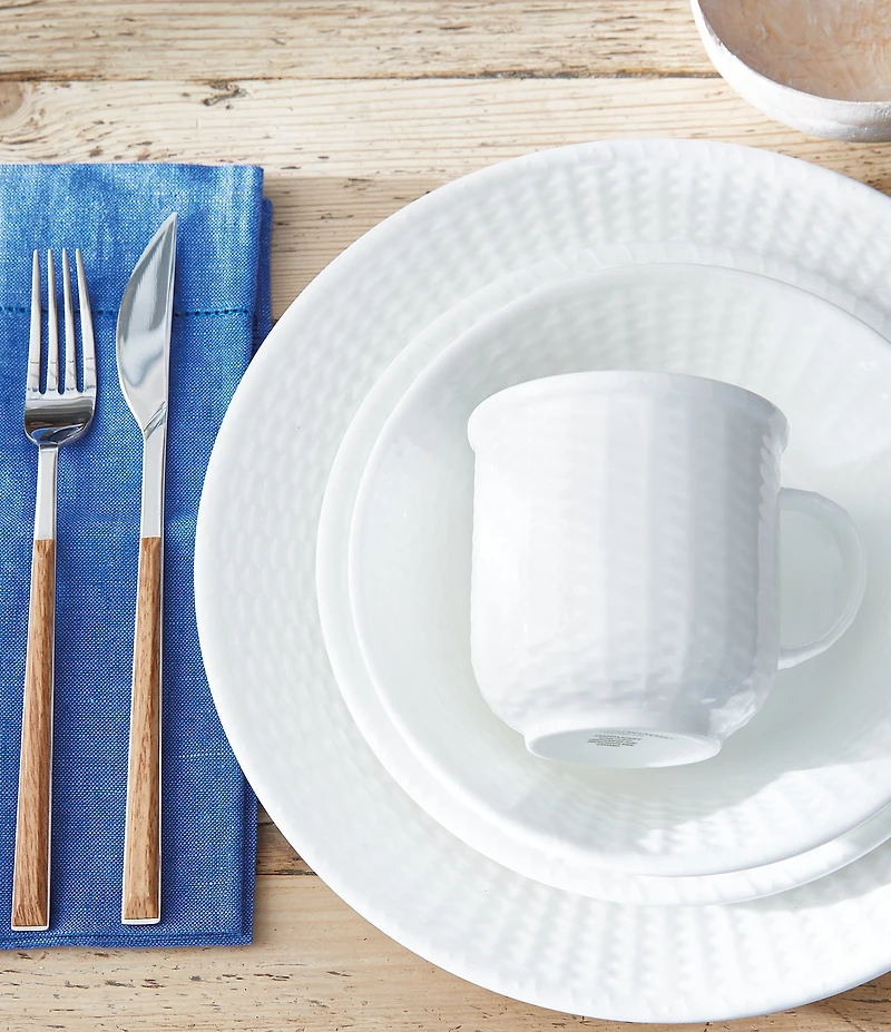 Wedgwood Nantucket Basket Sculpted Bone China Mug