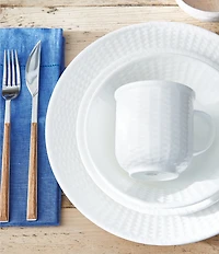 Wedgwood Nantucket Basket Sculpted Bone China Oval Vegetable Bowl