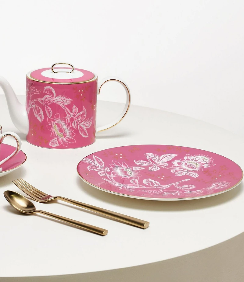 Wedgwood Wonderlust Pink Tonquin Plate