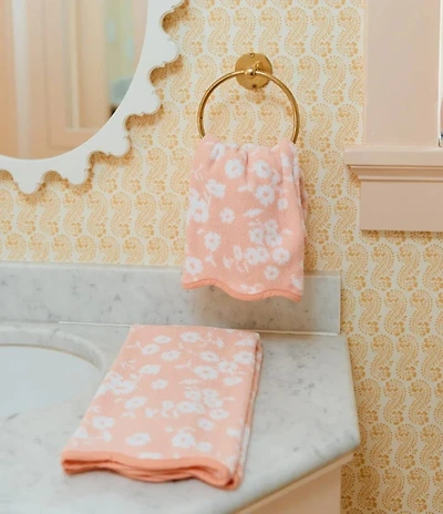 Weezie Coral Margot Floral Patterned Scallop Organic Cotton Bath Towels