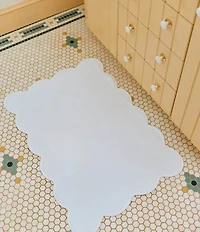Weezie Scalloped Edge Trim Organic Cotton Bath Mat