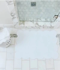 Weezie Scalloped Edge Trim Organic Cotton Bath Mat