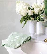 Weezie Willow Leaves Patterned Scallop Organic Cotton Bath Towel