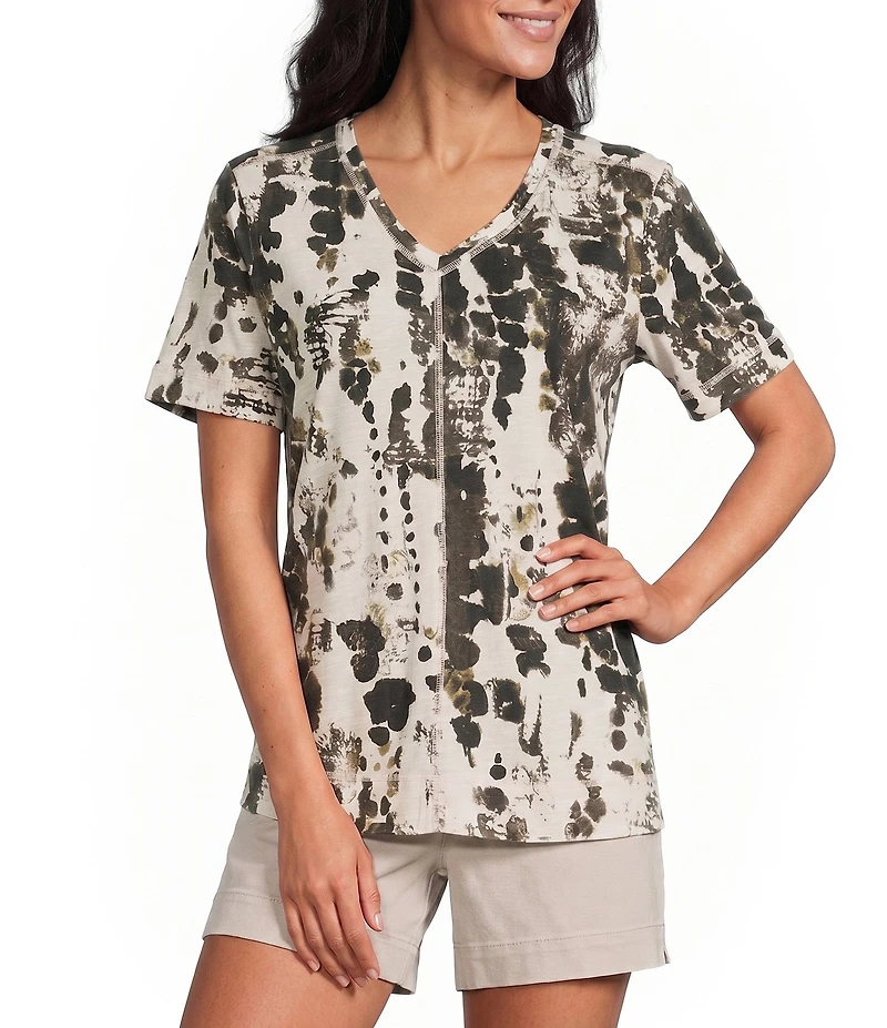 Westbound Dotted Splater Print Short Sleeve V-Neck Top
