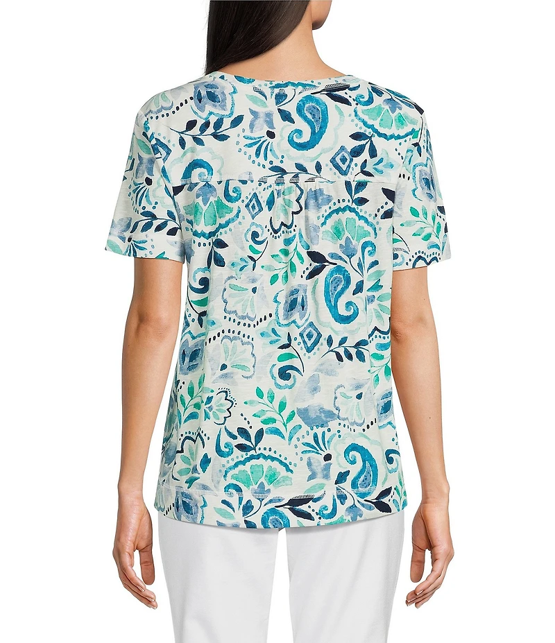 Westbound Floral Filagre Print Short Sleeve V-Neck Top
