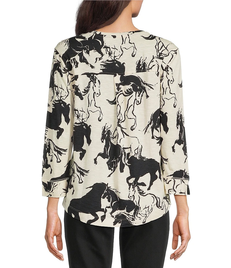 Westbound Horses Print 3/4 Sleeve Knit Crew Neck Top