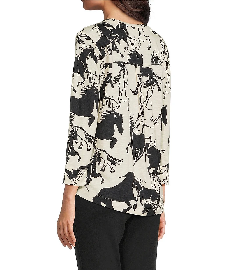 Westbound Horses Print 3/4 Sleeve Knit Crew Neck Top