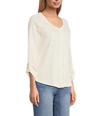 Westbound Knit Solid 3/4 Bell Sleeve V-Neck Top