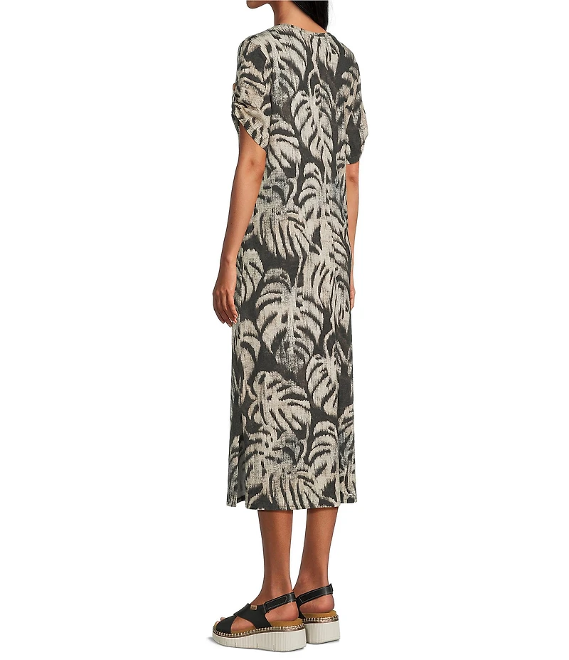 Westbound Petite Size Sketched Palms Short Sleeve V-Neck Shift Dress