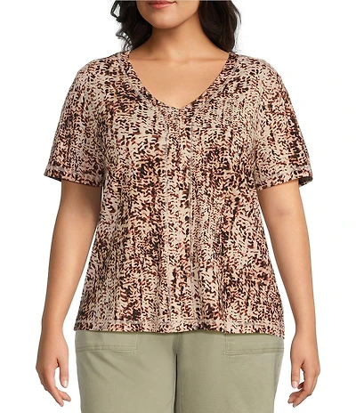 Westbound Plus Size Animal Texture Short Short V-Neck Top